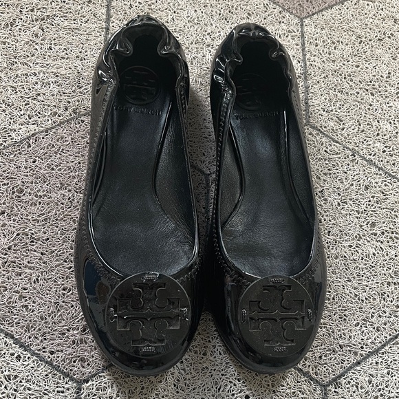 TORY BURCH Reva Patent Leather Ballet Flats, Black - Picture 3 of 11